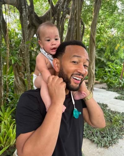 John Legend's Heartwarming Moment With Daughters