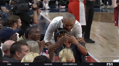 Dawn Staley and Barack Obama took an adorable selfie together at this week’s Team USA basketball game