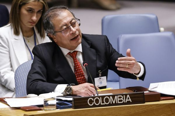 Colombia Calls For Creditor Help To Underpin Peace, End Cocaine Trade
