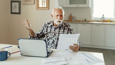 Five Reasons You Should Take Social Security At 62 (and Five Reasons You Should Wait)