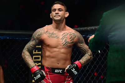 Dustin Poirier on Conor McGregor: ‘A pinky toe doesn’t seem like a reason to pull out of a fight’