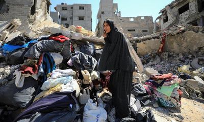 People in Gaza City trapped in houses and bodies left on streets, say officials