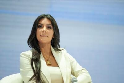 Kim Kardashian Suffers Finger Injury More Painful Than Childbirth