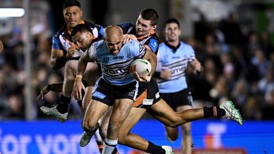 Sharks fullback Kennedy faces ban over ref collision