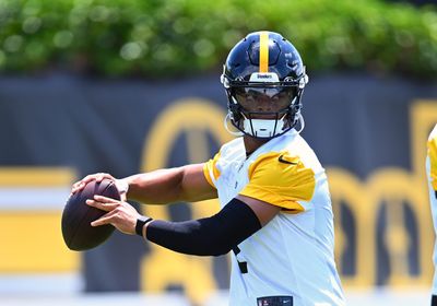 Who should start at QB for the Steelers?