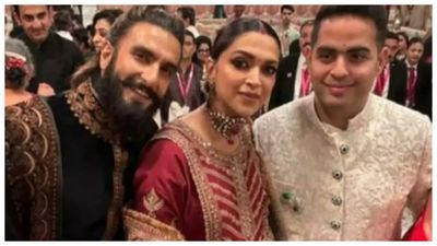 Pregnant Deepika Padukone and Ranveer Singh look like royalty in photos from Anant Ambani and Radhika Merchant's wedding ceremony: Pics Inside