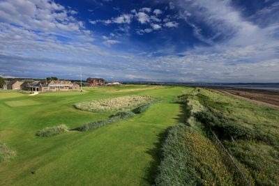 Watch: What’s it like to walk out on the first tee at Royal Troon?