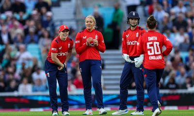 England hammer New Zealand with 51 balls to spare in fourth T20 clash