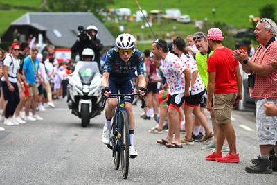 Jonas Vingegaard can't live with Tadej Pogačar's 'crazy attacks' at the Tour de France