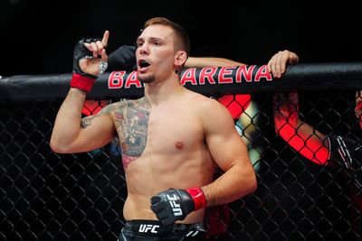 Evan Elder figured second round was where he’d make his move on Darrius Flowers at UFC Denver