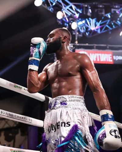 Jaron Ennis Defends IBF Welterweight Title With Fifth-Round TKO