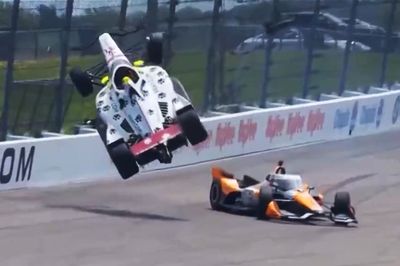 Robb airlifted to hospital after last-lap Iowa flip, IndyCar drivers speak out