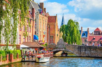 Vigilante pushes Bruges tour guide into canal for ‘setting bad example’