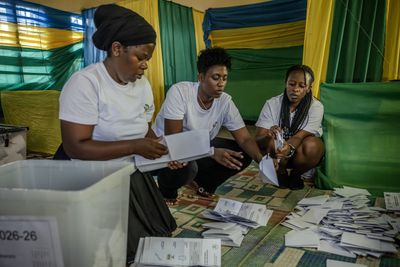 Polls close in Rwanda as Kagame eyes fourth term