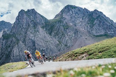 Power and pain as the battle for the Yellow Jersey hits the Pyrenees - Tour de France gallery