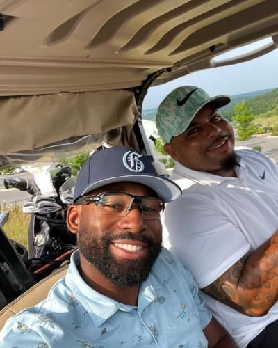 Jackie Bradley Jr. Unwinding With Friends On The Golf Course