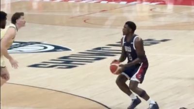 Anthony Edwards Pulls Out Sweet Crossover to Cap Off Hot First Half vs. Australia