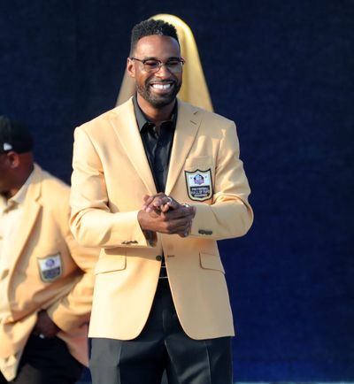 Calvin Johnson will be inducted into Pride of the Lions