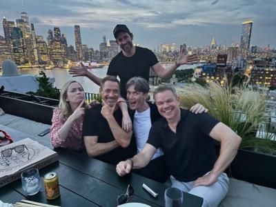 Robert Downey Jr. Having Fun With Friends In A Photo