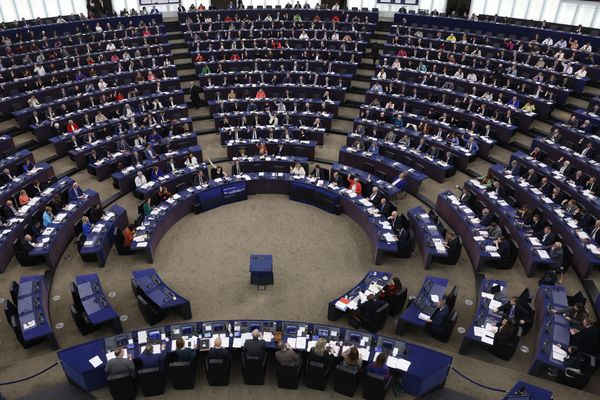 Far right to seek greater influence in EU parliament