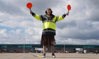 Buses, trains and bicycle paths: Labour’s mission to decarbonise UK transport