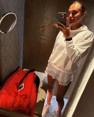 Aryna Sabalenka Captures Stunning White Outfit In Mirror Selfie