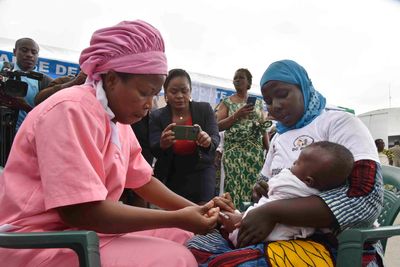 ‘New era’ in malaria control begins with vaccination campaign for children in Ivory Coast