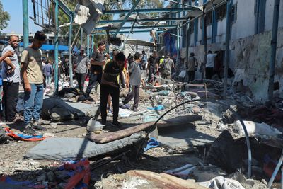 Israel bombs 6th UN-run school in Gaza in 10 days, kills dozens