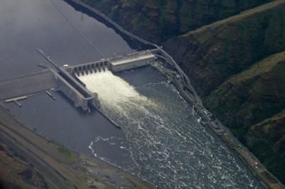 Illinois City Evacuated Due To Dam Overfilling