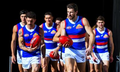 From the Pocket: Western Bulldogs dare to dream as Luke Beveridge manages great expectations