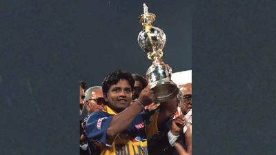 Former Sri Lanka captain Arjuna Ranatunga's latest picture shocks the internet