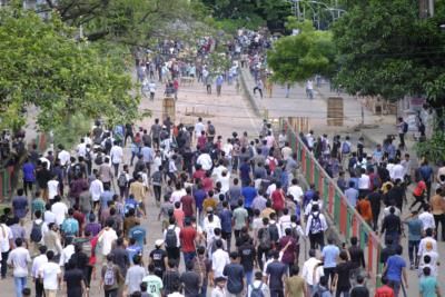 Bangladesh Universities Urged To Close Amid Violent Protests