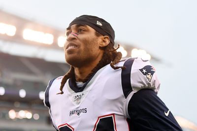 CB Stephon Gilmore reacts to still being an unsigned free agent