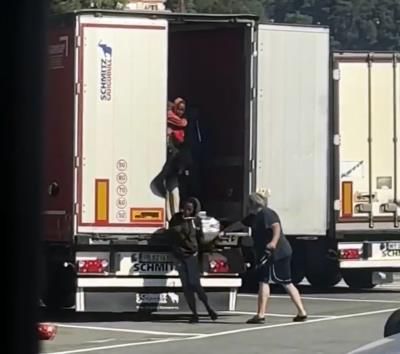 Italian Border Police Seek Truck Driver In Migrant Incident