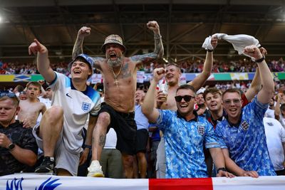 Britain’s young football fans are ditching their sloppy drunk reputation—and are leading the charge for alcohol-free beer