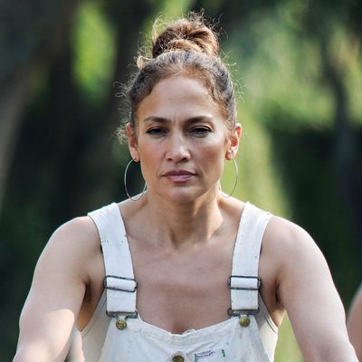 Jennifer Lopez Joins the Overalls Trend Cycle on Another Hamptons Bike Ride