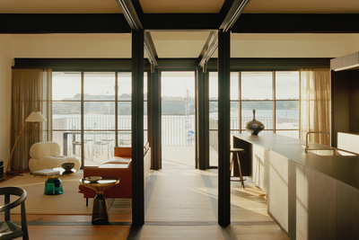 "Not a Seashell in Sight" — 7 Modern Coastal Living Room Ideas That Set a Cool, Laidback Tone