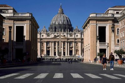 Not good faith: Vatican rejects broker's claims at the close of a London trial over luxury property