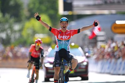 Victor Campenaerts wins Tour de France stage 18 from breakaway trio