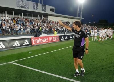 Raúl's Triumph: Football Victory Celebration With Teammates