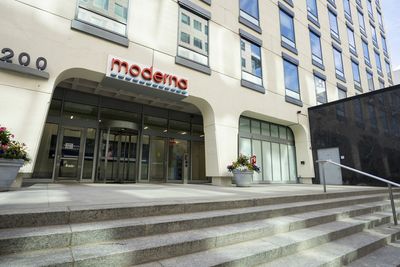 Moderna's Quarterly Earnings Preview: What You Need to Know