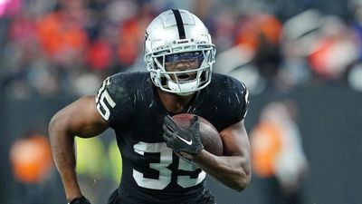 Fantasy Football Rankings: Zamir White vs. Zack Moss