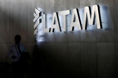 LATAM Airlines Warns Of Possible Flight Delays Due To Outages