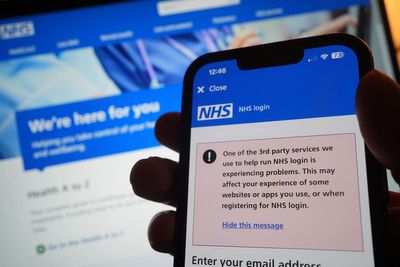 Streeting urges patients to ‘bear with’ GPs as outage sparks major disruption