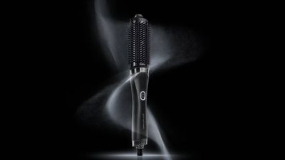 Ghd takes on the Dyson Airwrap with its new blow drying brush