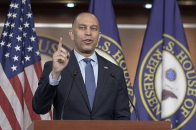 House Minority Leader Jeffries Doubles Down On Biden 2024