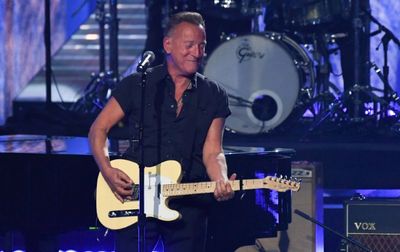 Bruce Springsteen Is Officially A Billionaire