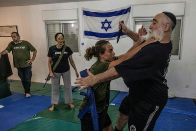 Israelis Learn Krav Maga Fighting Art Amid Gaza War