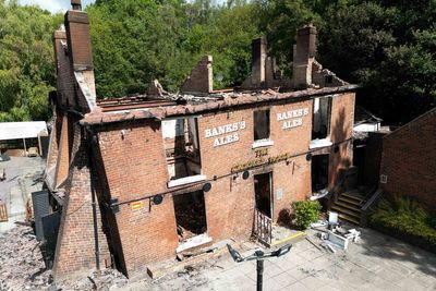 Race to rebuild ‘Britain’s wonkiest pub’ gains traction amid inquiry delay