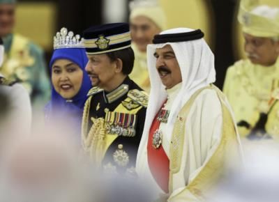 Malaysia's Sultan Ibrahim Iskandar Officially Crowned As King